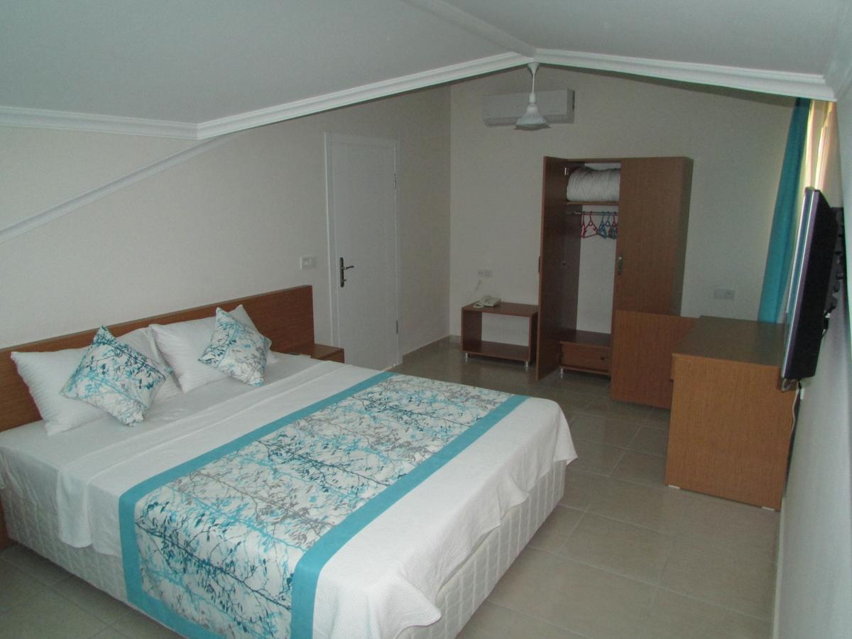 Guentur Hotel & Restaurant Gocek  Exterior photo